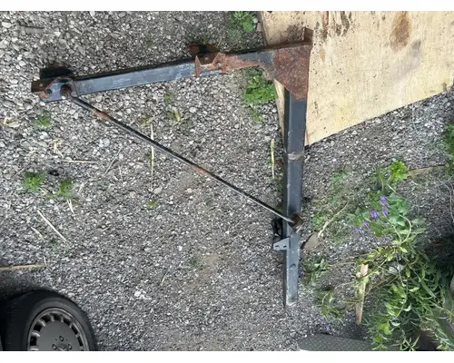 Mack RB688S Exhaust Pipe