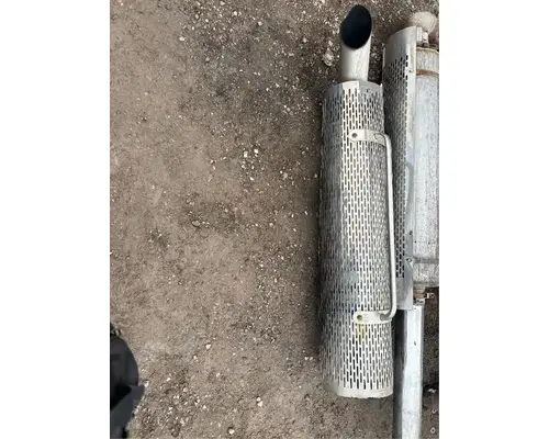 Mack RB688S Exhaust Pipe