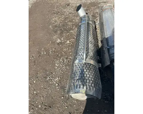 Mack RB688S Exhaust Pipe