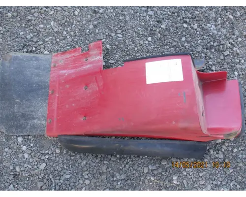 Mack RB688S Fender Extension