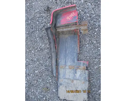 Mack RB688S Fender Extension