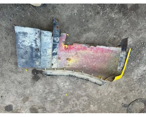 Mack RB688S Fender Extension