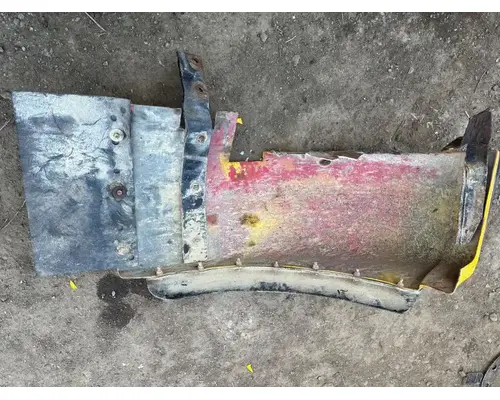 Mack RB688S Fender Extension