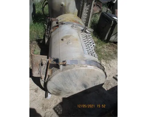 Mack RB688S Fuel Tank