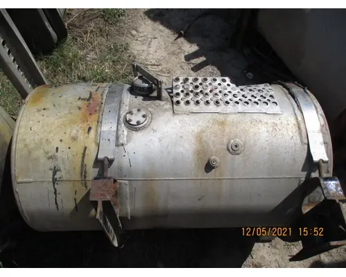 Mack RB688S Fuel Tank