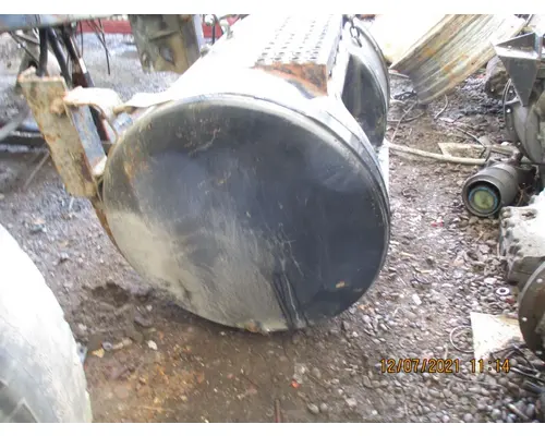 Mack RB688S Fuel Tank