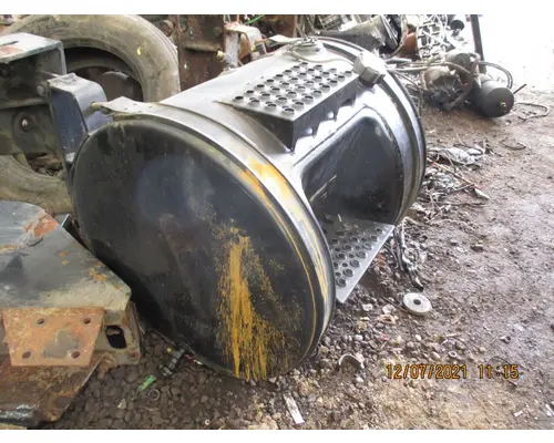 Mack RB688S Fuel Tank