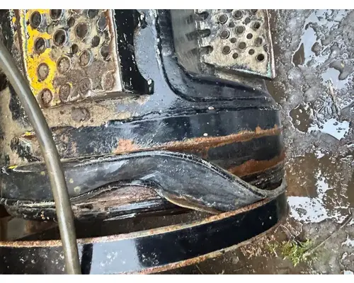 Mack RB688S Fuel Tank