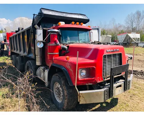 Mack RB688S Hood