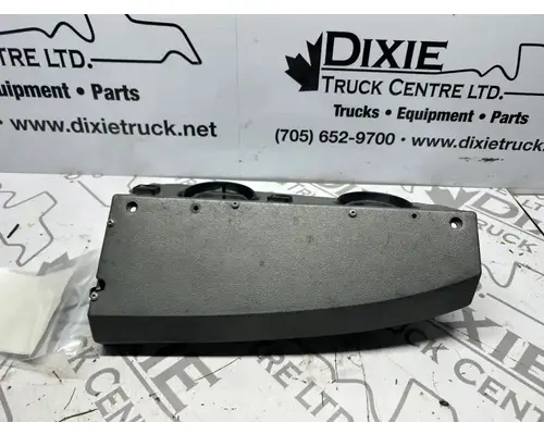 Mack RB688S Instrument Cluster