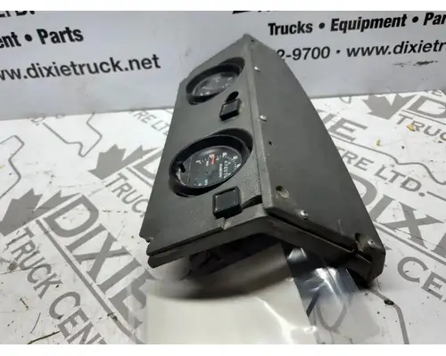 Mack RB688S Instrument Cluster