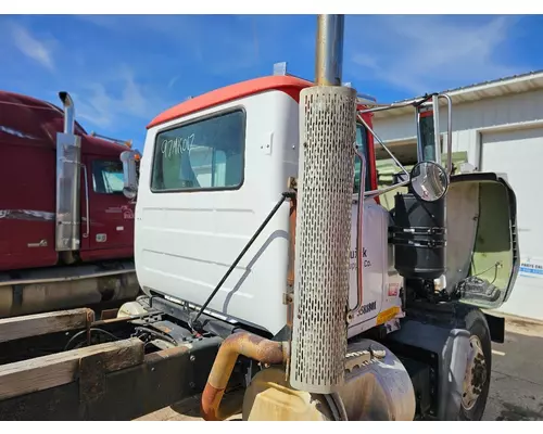 Mack RD600 Cab Assembly