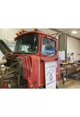 Mack RD600 Cab Assembly