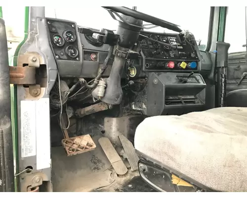 Mack RD600 Cab Assembly