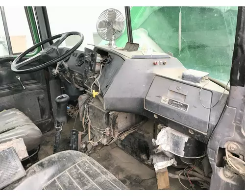 Mack RD600 Cab Assembly