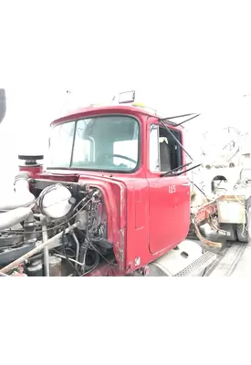 Mack RD600 Cab Assembly