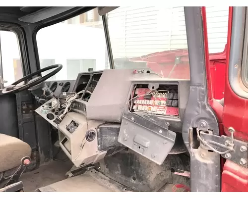 Mack RD600 Cab Assembly