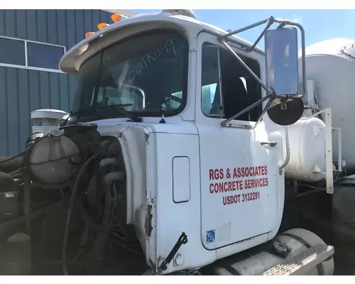 Mack RD600 Cab Assembly