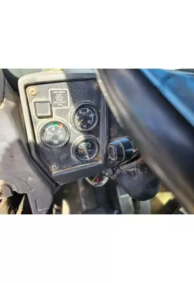 Mack RD600 Dash Assembly