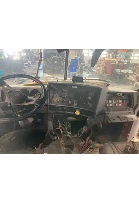 Mack RD600 Dash Assembly