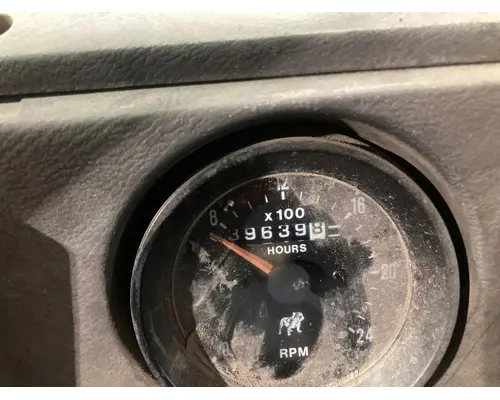 Mack RD600 Dash Assembly