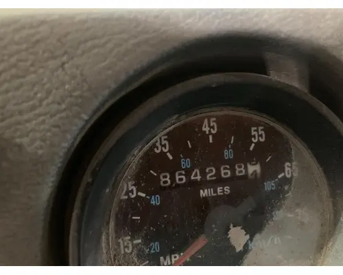 Mack RD600 Dash Assembly