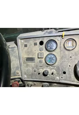 Mack RD600 Dash Panel