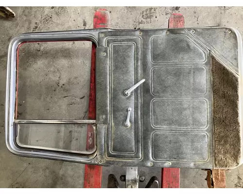 Mack RD600 Door Assembly, Front