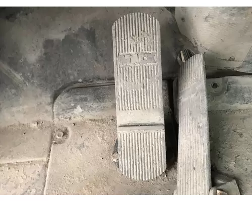 Mack RD600 Foot Control , Pedal