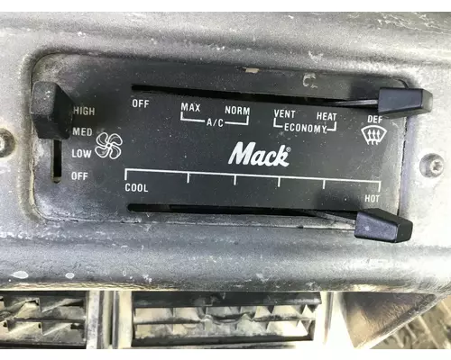 Mack RD600 Heater & AC Temperature Control