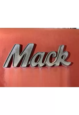 Mack RD600 Hood