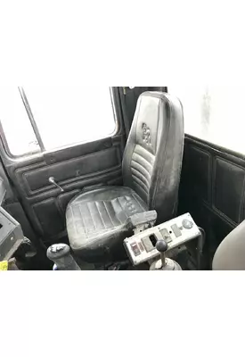 Mack RD600 Seat (non-Suspension)