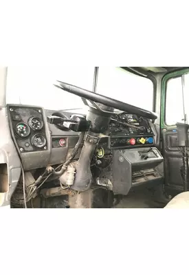 Mack RD600 Steering Column