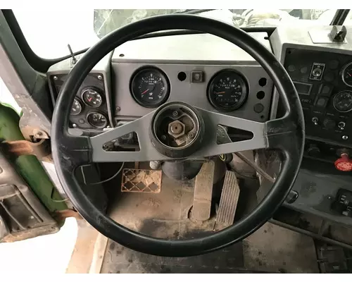 Mack RD600 Steering Column