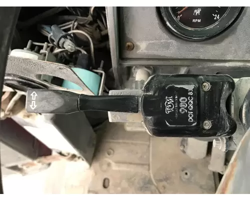 Mack RD600 Steering Column