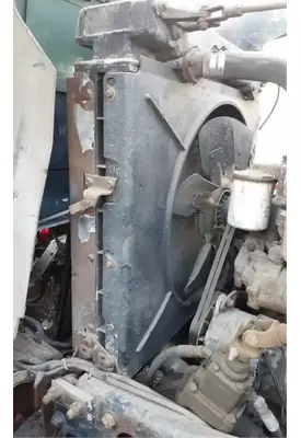 Mack RD685S Radiator