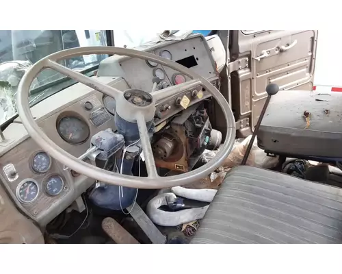 Mack RD685S Steering Column