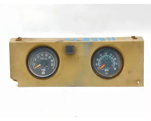 Mack RD686SX Instrument Cluster