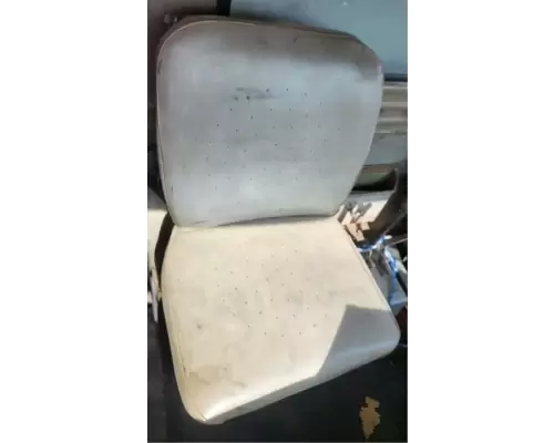 Mack RD686SX Seat, Front