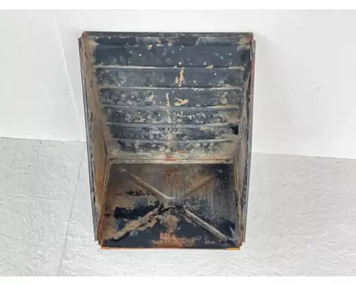 Mack RD688SX Battery Box