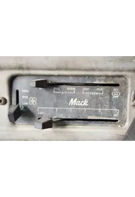 Mack RD688SX Miscellaneous Parts