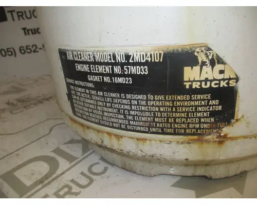 Mack RD688S Air Cleaner