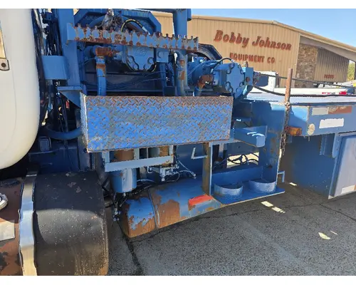 Mack RD688S Complete Vehicle