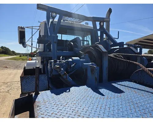 Mack RD688S Complete Vehicle