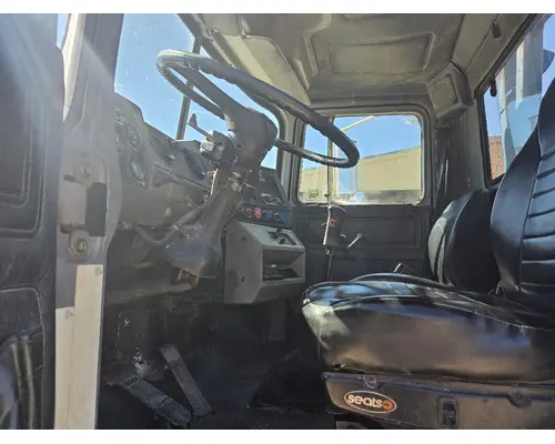 Mack RD688S Complete Vehicle