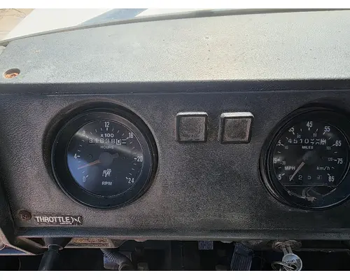 Mack RD688S Complete Vehicle