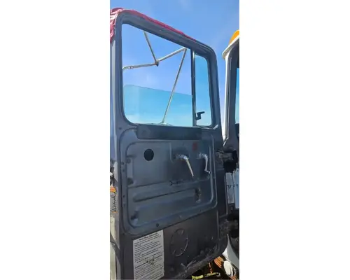 Mack RD688S Door Assembly, Front