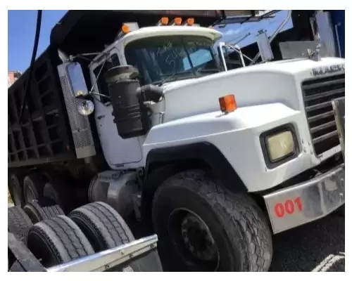 Mack RD688S Vehicle for Sale