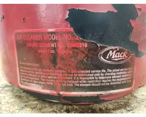 Mack RD690S Air Cleaner