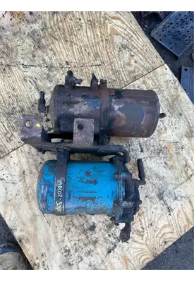 Mack RD690S Air Drier